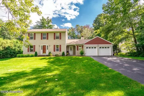 576 Acland Blvd, Ballston Spa, NY 12020