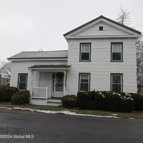 20 Franklin St, Fultonville, NY 12072