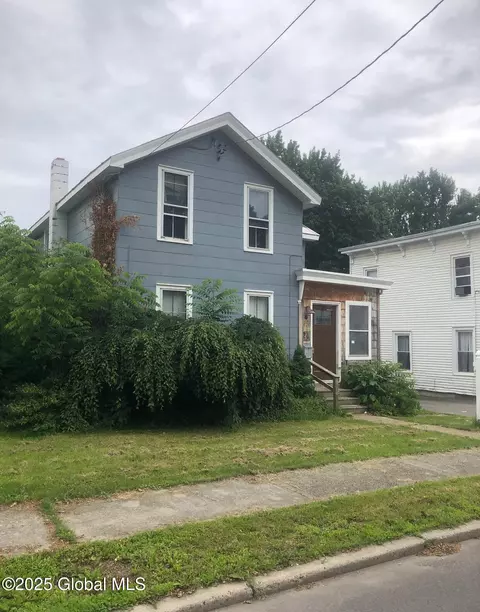 24 Wagner St, Fort Plain, NY 13339