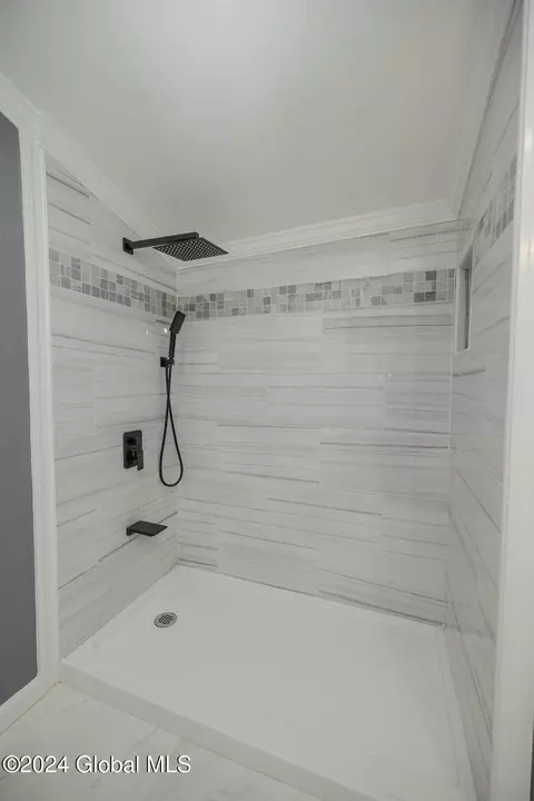 474 Summer St, Schenectady, NY 12306 photo 30