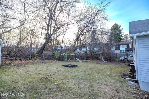 474 Summer St, Schenectady, NY 12306 photo 34