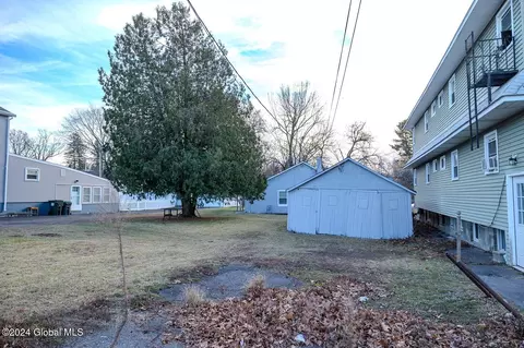 474 Summer St, Schenectady, NY 12306 photo 39
