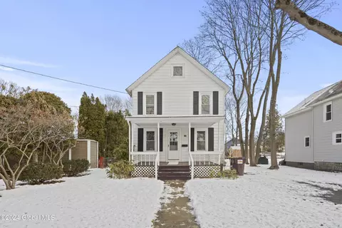 109 Cooper St, Glens Falls, NY 12801
