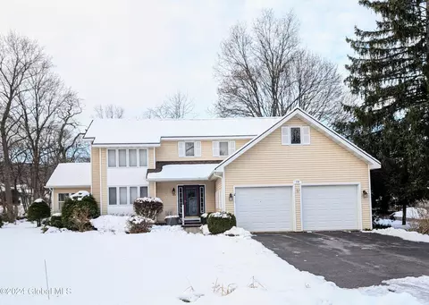 114 Sand St, Altamont, NY 12009
