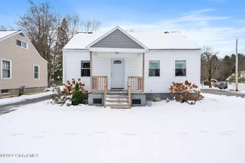 253 Giffords Church Rd, Schenectady, NY 12306