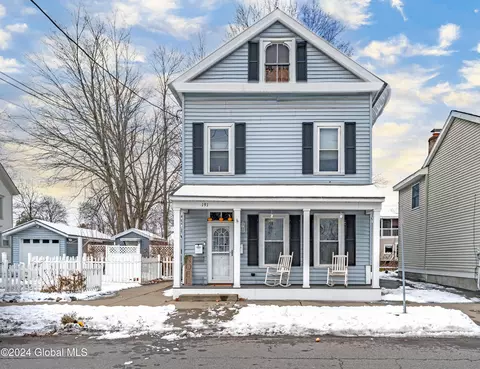 191 Elm St, Saratoga Springs, NY 12866