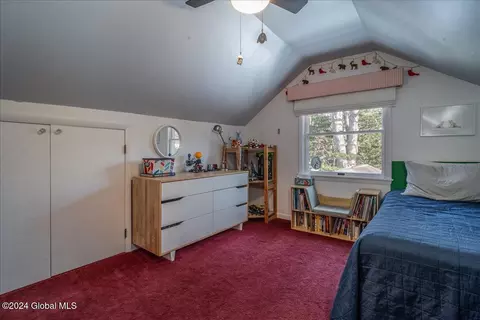 Bedroom - 19 Ridge Rd, Delmar, NY 12054 photo 5 of 7
