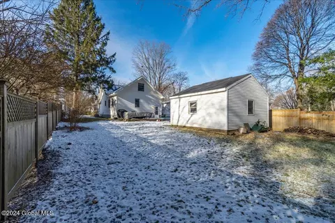 Exterior - 19 Ridge Rd, Delmar, NY 12054 photo 6 of 8
