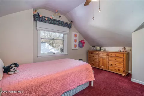 Bedroom - 19 Ridge Rd, Delmar, NY 12054 photo 7 of 7