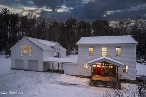 233 Gailey Hill Rd, Lake Luzerne, NY 12846