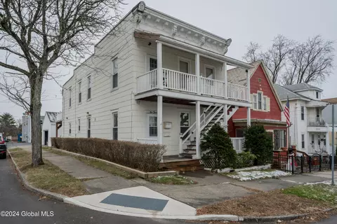 114 Hudson Ave, Cohoes, NY 12047