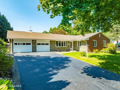18 Orlando Ave, Albany, NY 12203