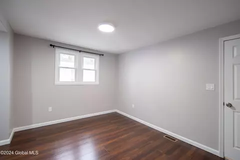 44 Marshall Ave, Schenectady, NY 12304 photo 19