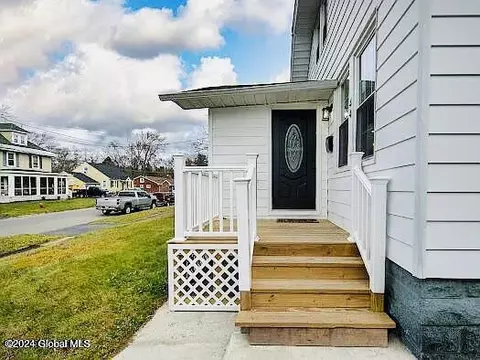 44 Marshall Ave, Schenectady, NY 12304 photo 4