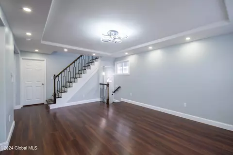 44 Marshall Ave, Schenectady, NY 12304 photo 23