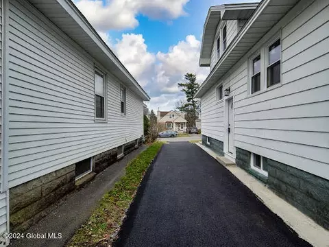 44 Marshall Ave, Schenectady, NY 12304 photo 41