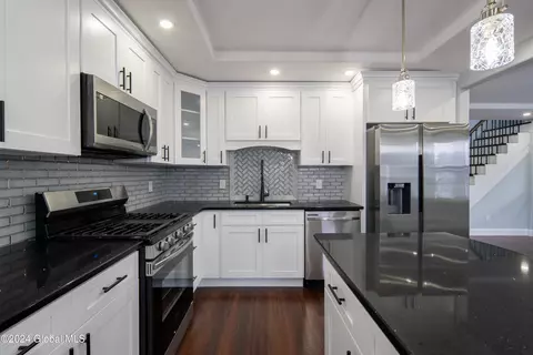 44 Marshall Ave, Schenectady, NY 12304 photo 7