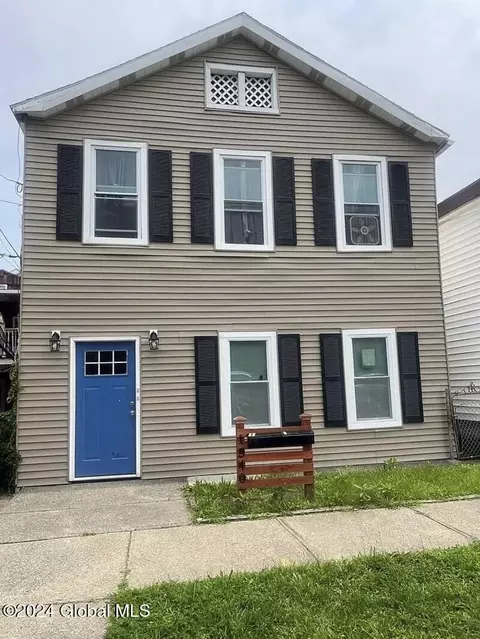 1540 5th Ave, Watervliet, NY 12189