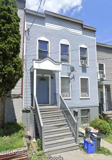 35 Liebel St, Albany, NY 12202