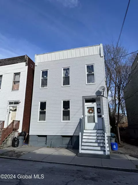 219 1st St, Albany, NY 12210