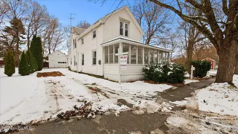 60 Van Ness Ave, Greenwich, NY 12834