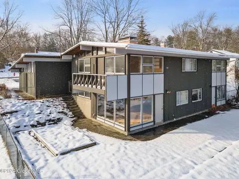 306 Juniper Dr, Schenectady, NY 12306 photo 38