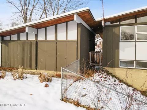 306 Juniper Dr, Schenectady, NY 12306 photo 44