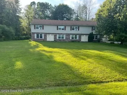 2115-2117 Rowley Rd, Malta, NY 12020