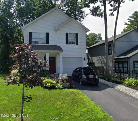 49 Doten Ave, Saratoga Springs, NY 12866