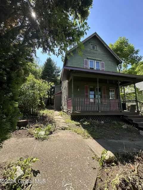 57 Mckinley Pl, Gloversville, NY 12078