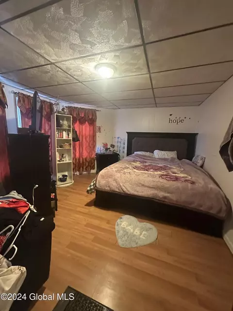 6 Catherine St, Schenectady, NY 12307 photo 5