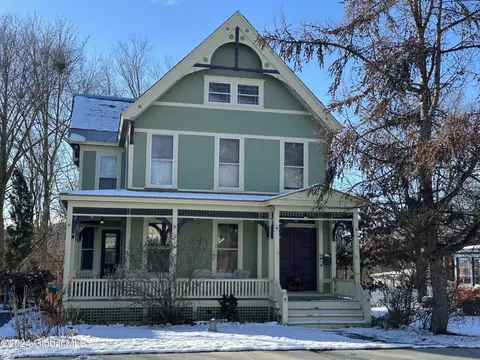 64 High St, Hoosick Falls, NY 12090