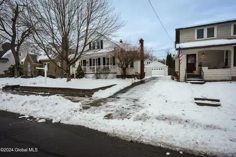1278 Garner Ave, Schenectady, NY 12309