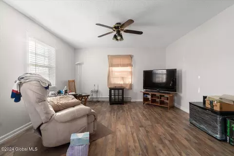 115 Morris Rd # A, Schenectady, NY 12304 photo 5