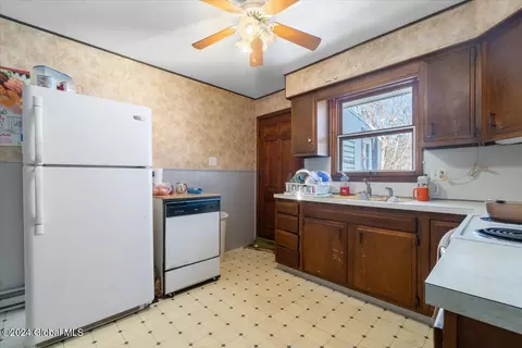 115 Morris Rd # A, Schenectady, NY 12304 photo 20