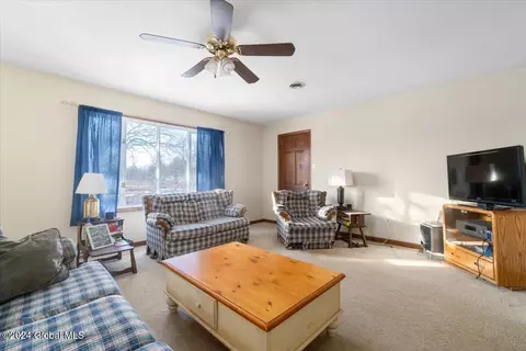 115 Morris Rd # A, Schenectady, NY 12304 photo 15