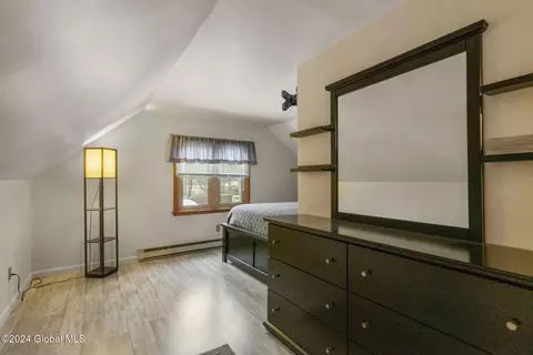 Bedroom - 2801 Consaul Rd, Schenectady, NY 12304 photo 6 of 7