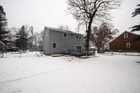 Exterior - 80 Elliott Ave, Schenectady, NY 12304 photo 5 of 7