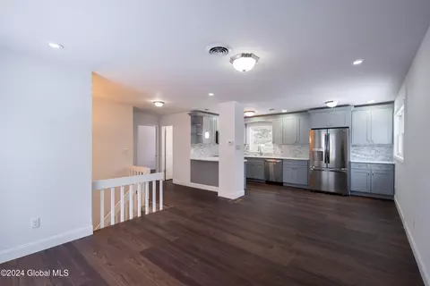 Living - 80 Elliott Ave, Schenectady, NY 12304 photo 1 of 4