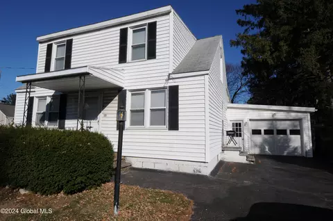 15 Leach Ave, Albany, NY 12205