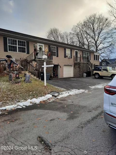802 Harrison Ave, Schenectady, NY 12306 photo 3