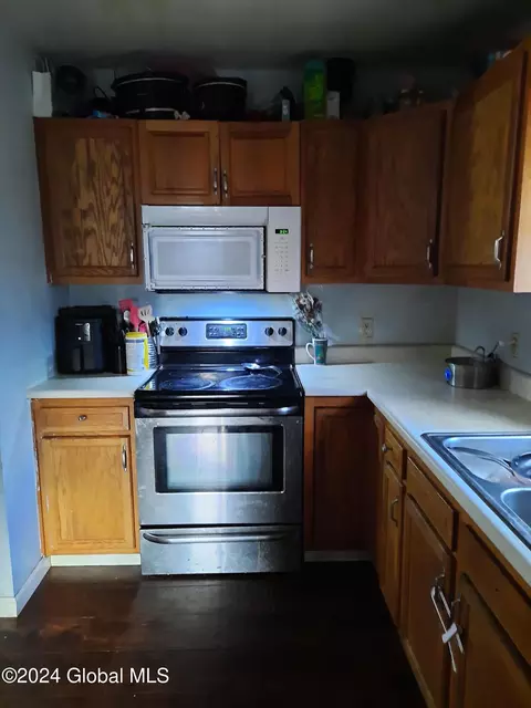 802 Harrison Ave, Schenectady, NY 12306 photo 8