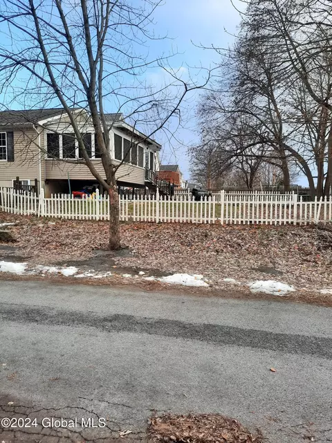 802 Harrison Ave, Schenectady, NY 12306 photo 25