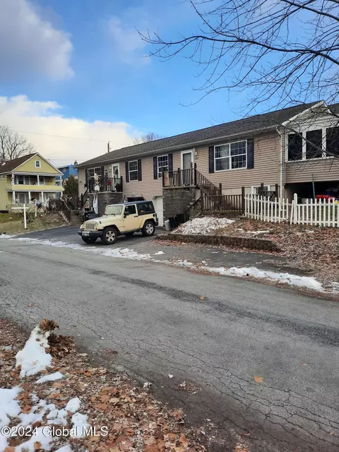 802 Harrison Ave, Schenectady, NY 12306