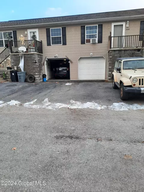 802 Harrison Ave, Schenectady, NY 12306 photo 2