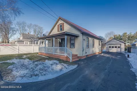 4249 Ny 30, Amsterdam, NY 12010