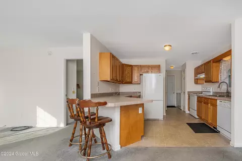 Kitchen - 11 Monroe Ave, Albany, NY 12203 photo 1 of 3