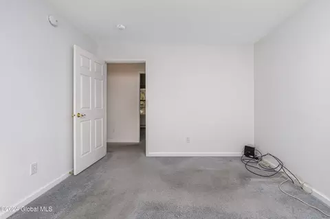 Bedroom - 11 Monroe Ave, Albany, NY 12203 photo 6 of 9
