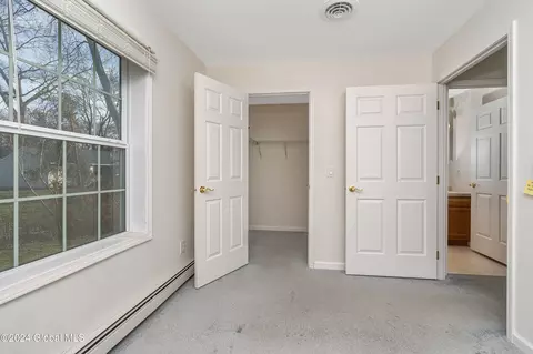 Bedroom - 11 Monroe Ave, Albany, NY 12203 photo 8 of 9
