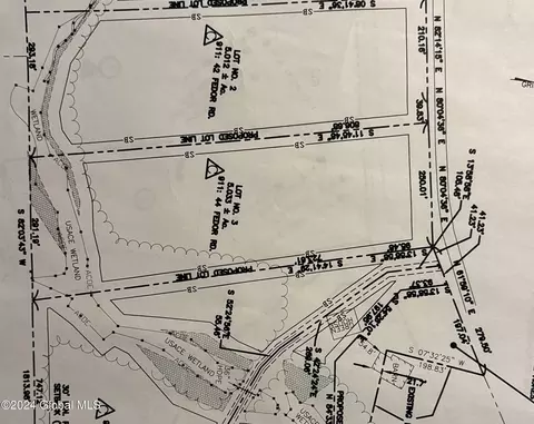 46-48 Fedor Rd, Gansevoort, NY 12831